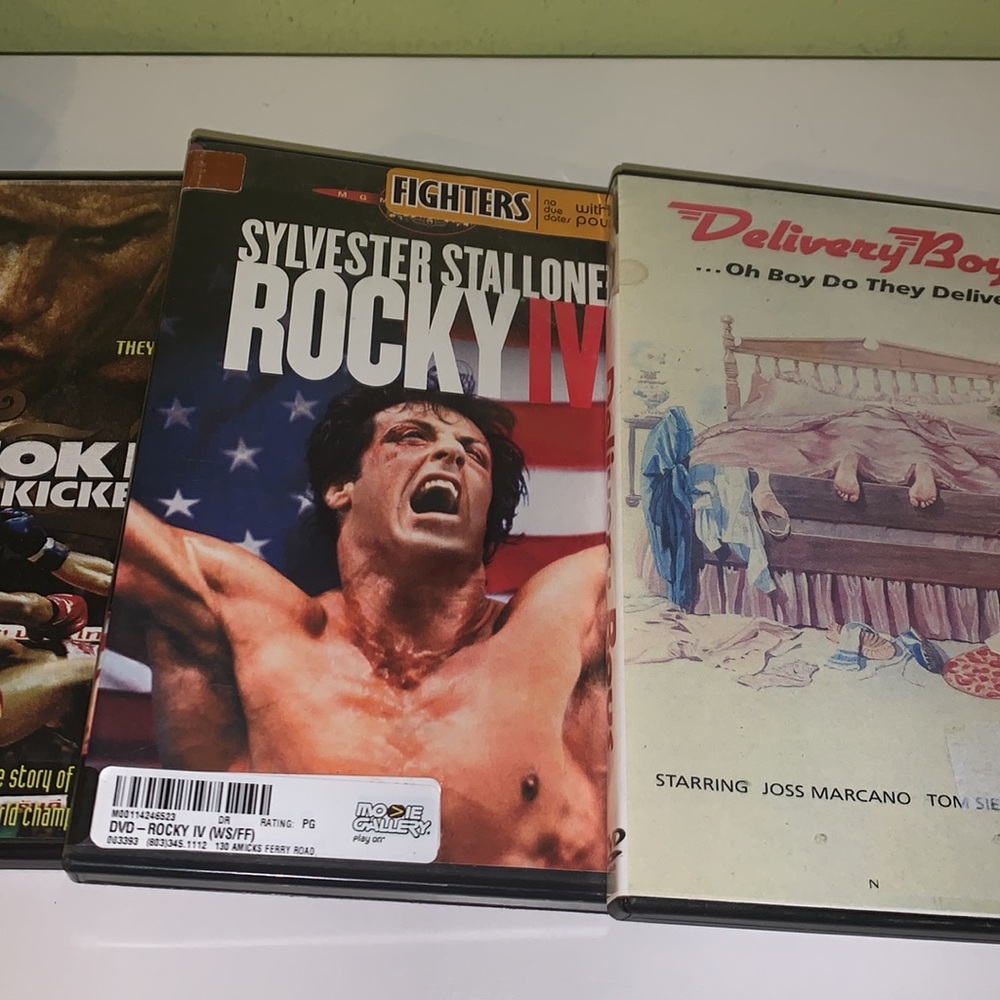3 vintage dvd’s 2 fighting ones and one classic breakdancing in nyc.